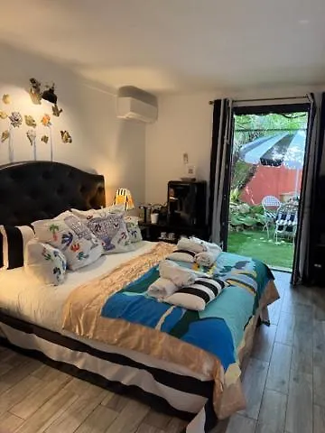 Bed & Breakfast Villa Romana Saint-Tropez