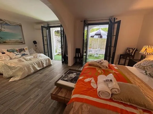 Villa Romana Saint-Tropez 0*,  France